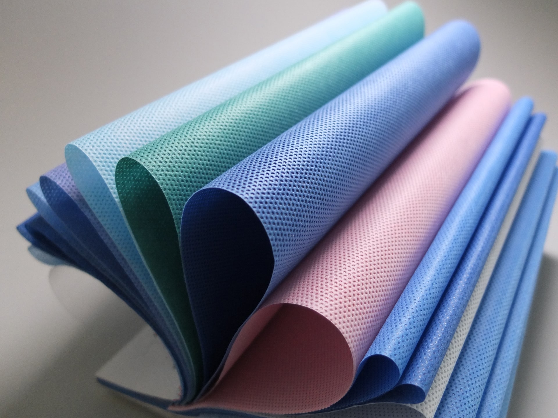 Spunbond Polypropylene in Fabric Roll for Medical Application